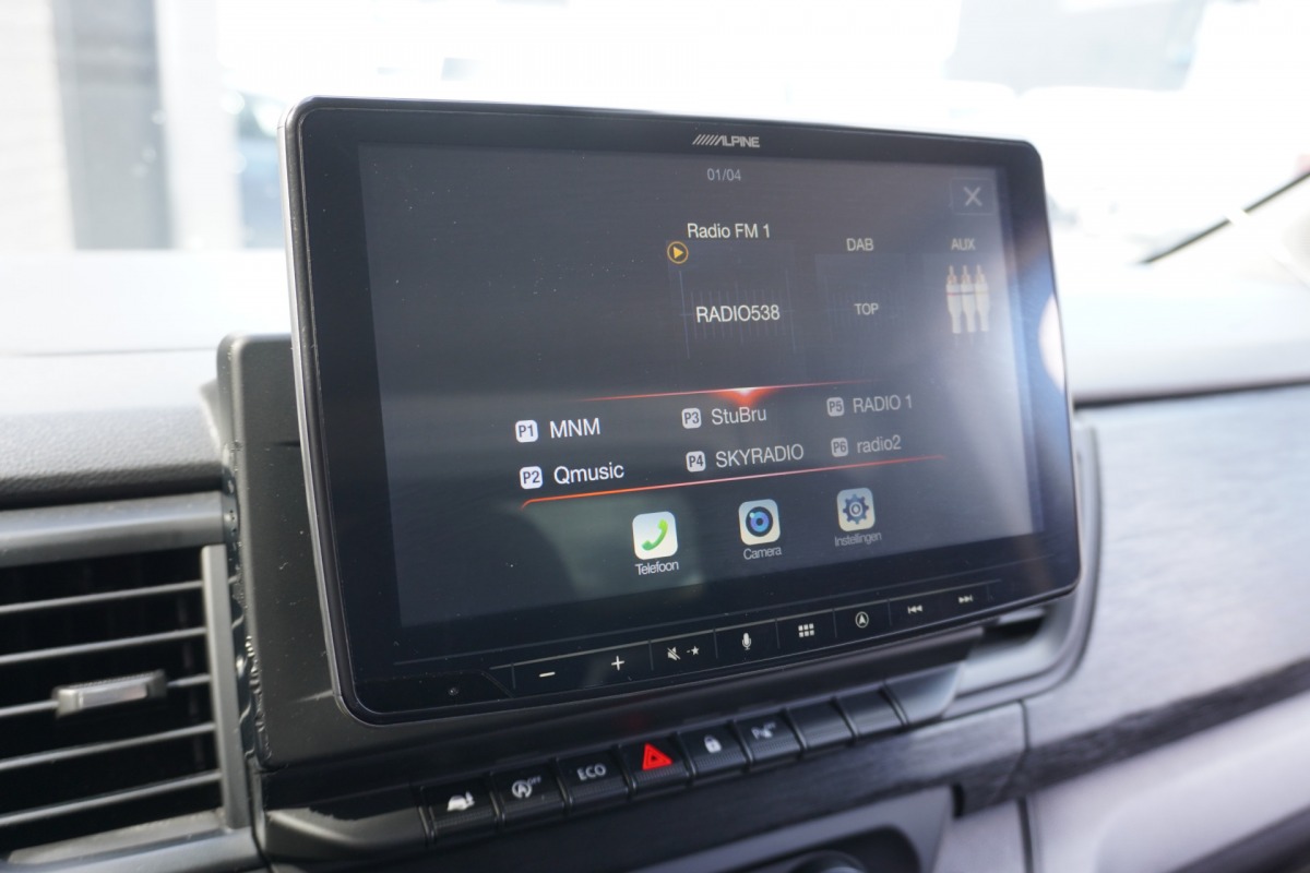Renault Trafic 2.0 dCi 110PK EURO 6 - Airco - Navi - Cruise - €15.900,- Excl. Renault Trafic 2.0 dCi 110PK EURO 6 - Airco - Navi - Cruise - €15.900,- Excl.