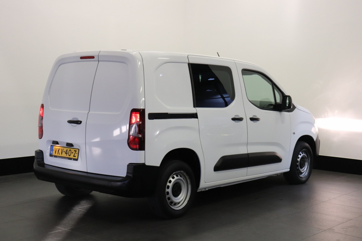 Peugeot Partner 1.2 110PK Benzine - Airco - Navi - Cruise - € 10.900,- Excl.