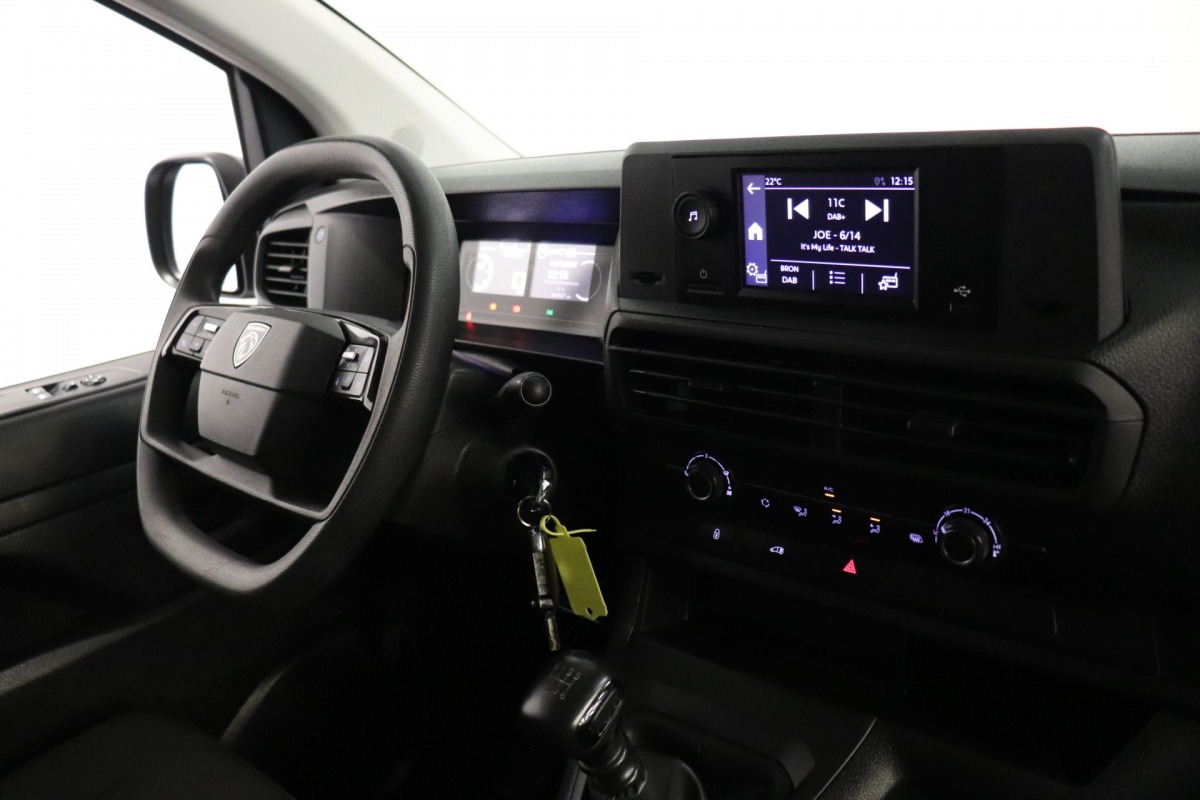 Peugeot Expert 1.5 BlueHDi 120PK L2 EURO 6 - Airco - Cruise - PDC - € 21.950,- Excl.