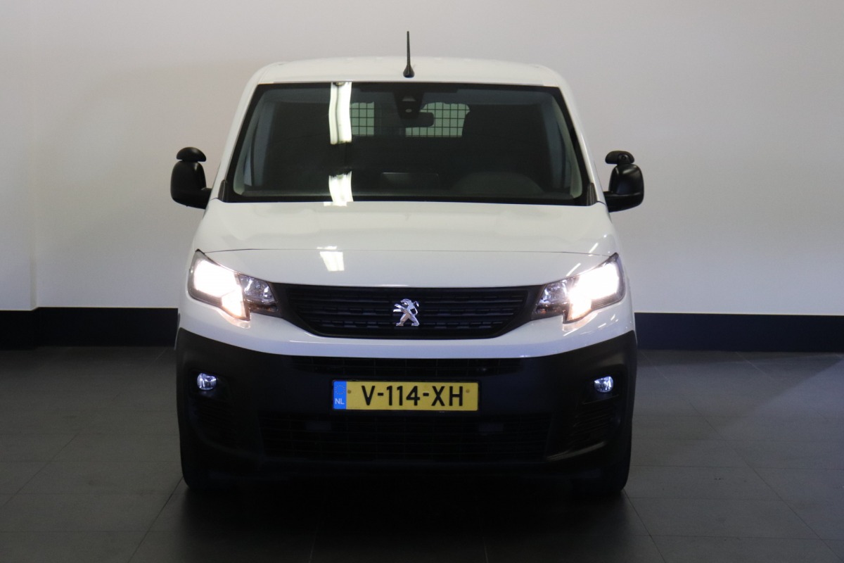 Peugeot Partner 1.6 BlueHDI EURO 6 - Airco - Cruise - PDC - €7.499,- Excl. BTW Peugeot Partner 1.6 BlueHDI EURO 6 - Airco - Cruise - PDC - €7.499,- Excl. BTW