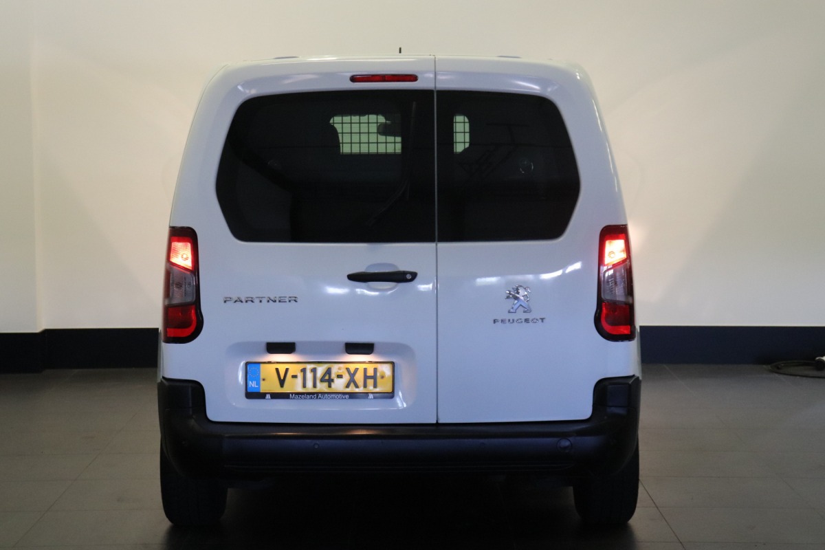 Peugeot Partner 1.6 BlueHDI EURO 6 - Airco - Cruise - PDC - €7.499,- Excl. BTW Peugeot Partner 1.6 BlueHDI EURO 6 - Airco - Cruise - PDC - €7.499,- Excl. BTW