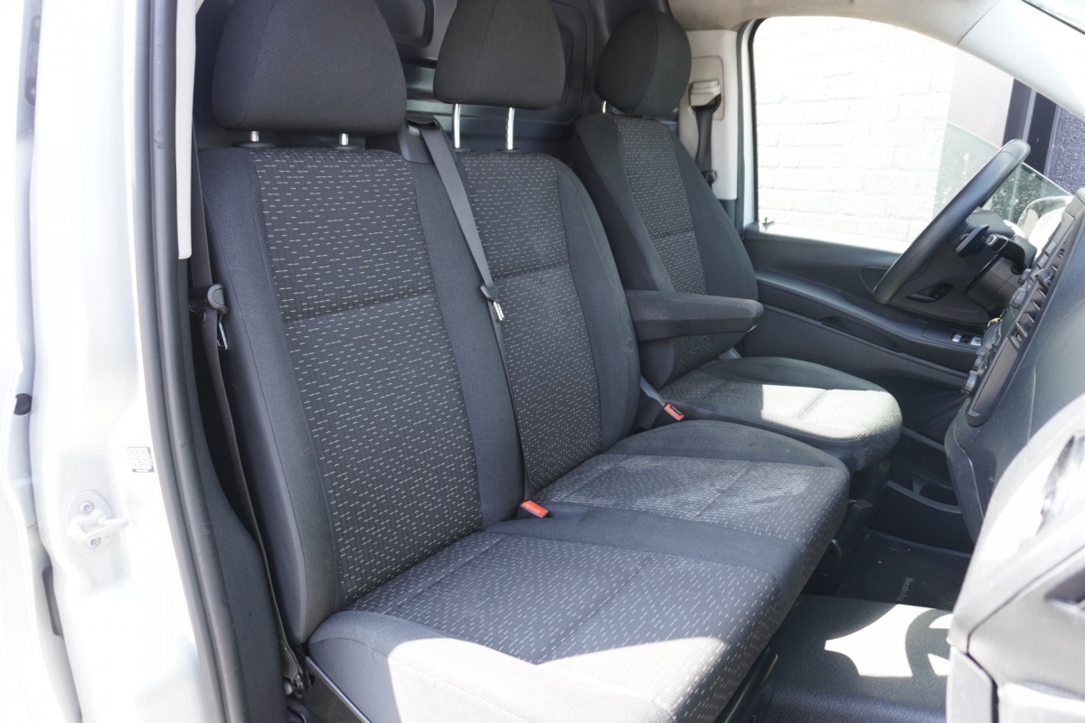 Mercedes-Benz Vito 114 CDI Lang Automaat EURO 6 - A/C Climate - Cruise - Camera - €19.900,- Excl. Mercedes-Benz Vito 114 CDI Lang Automaat EURO 6 - A/C Climate - Cruise - Camera - €19.900,- Excl.