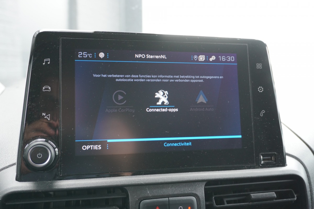 Peugeot Partner 1.2 PT Benzine! EURO 6 - Airco - Navi - Cruise - €12.900,- Excl. Peugeot Partner 1.2 PT Benzine! EURO 6 - Airco - Navi - Cruise - €12.900,- Excl.