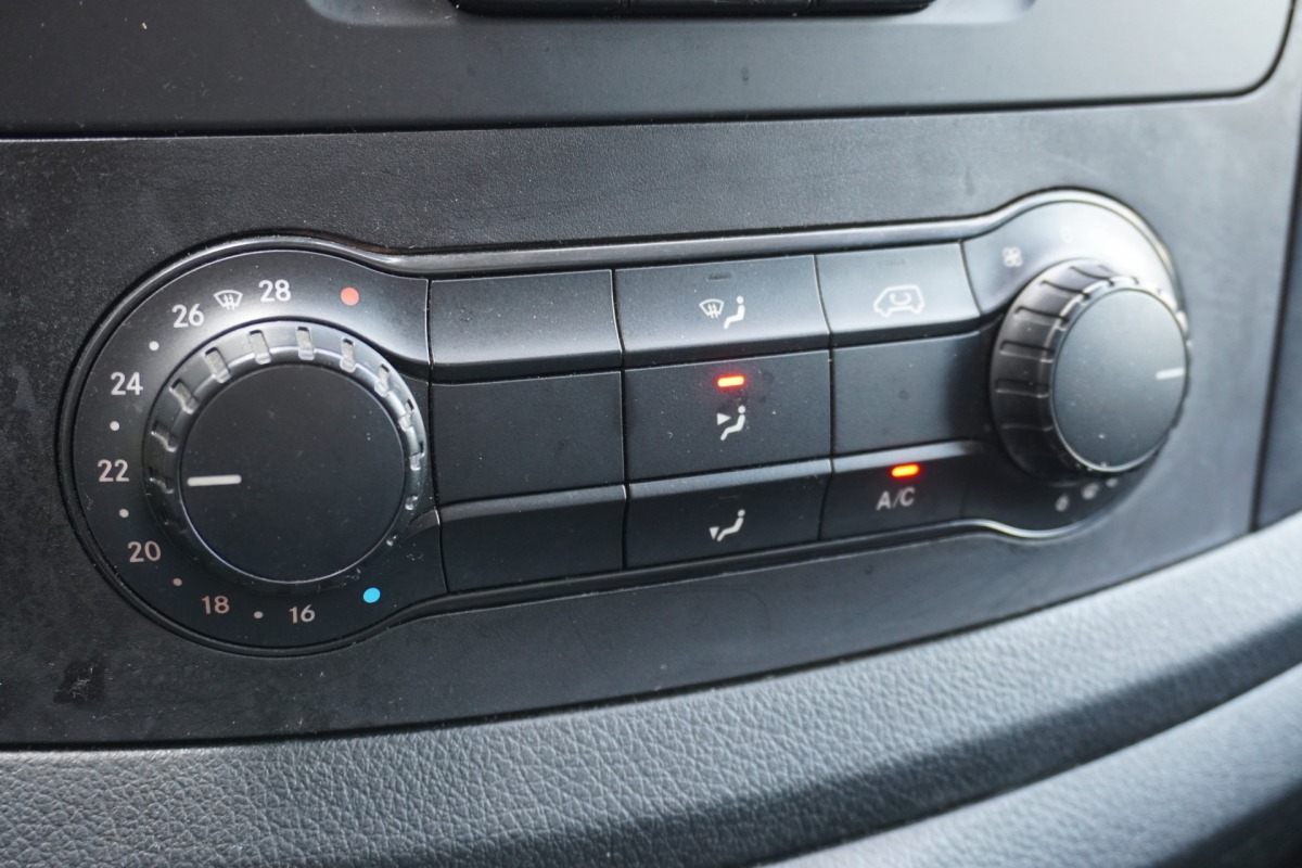Mercedes-Benz Vito 109 CDI - EURO 6 - Airco - Navi - Cruise - €10.950,- Excl. Mercedes-Benz Vito 109 CDI - EURO 6 - Airco - Navi - Cruise - €10.950,- Excl.