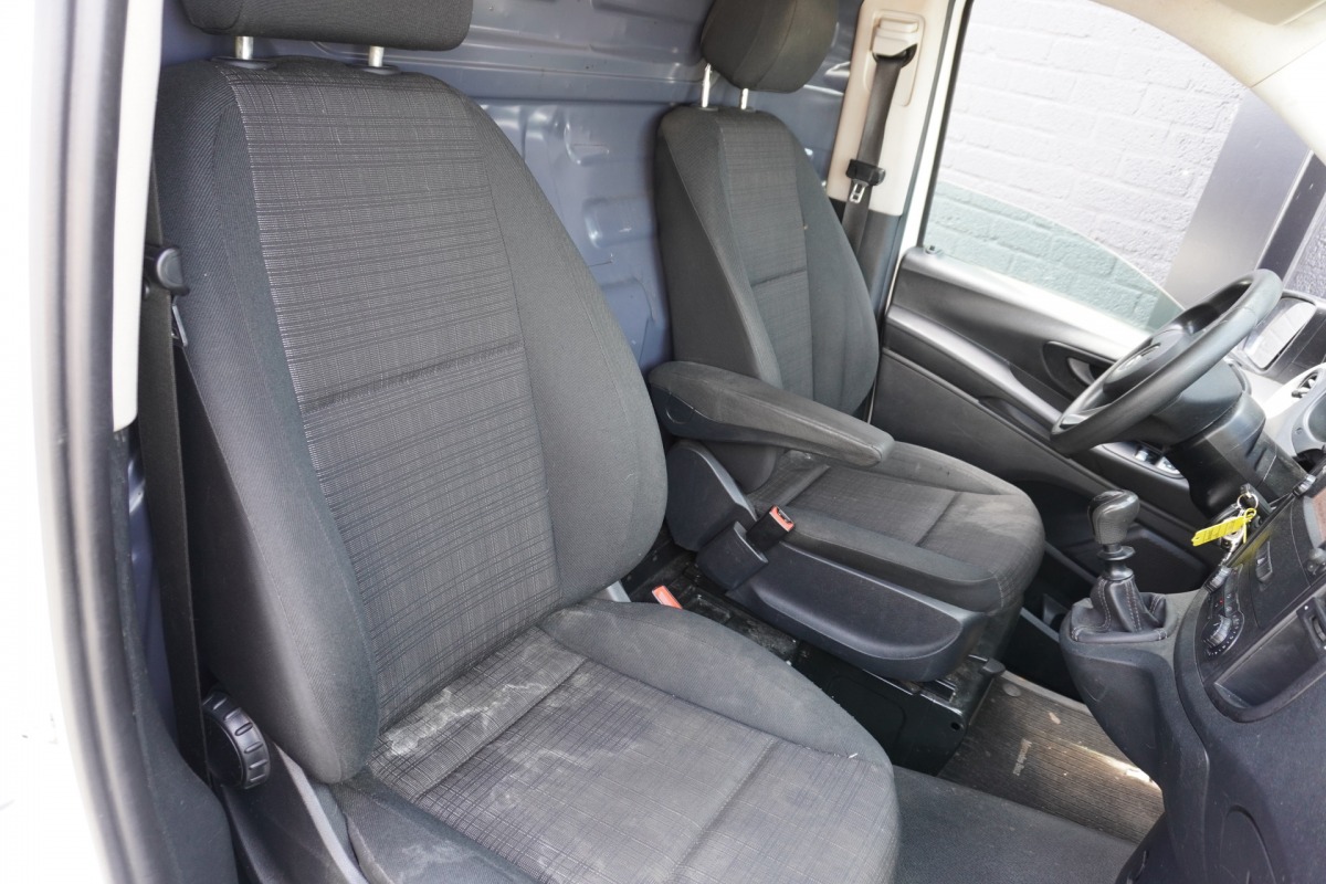 Mercedes-Benz Vito 109 CDI - EURO 6 - Airco - Navi - Cruise - €10.950,- Excl. Mercedes-Benz Vito 109 CDI - EURO 6 - Airco - Navi - Cruise - €10.950,- Excl.