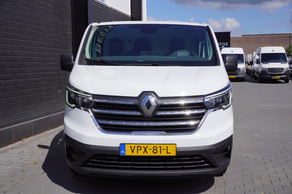 Renault Trafic 2.0 dCi 150PK - EURO 6 - Airco - Navi - Cruise - €16.900,- Excl. Renault Trafic 2.0 dCi 150PK - EURO 6 - Airco - Navi - Cruise - €16.900,- Excl.