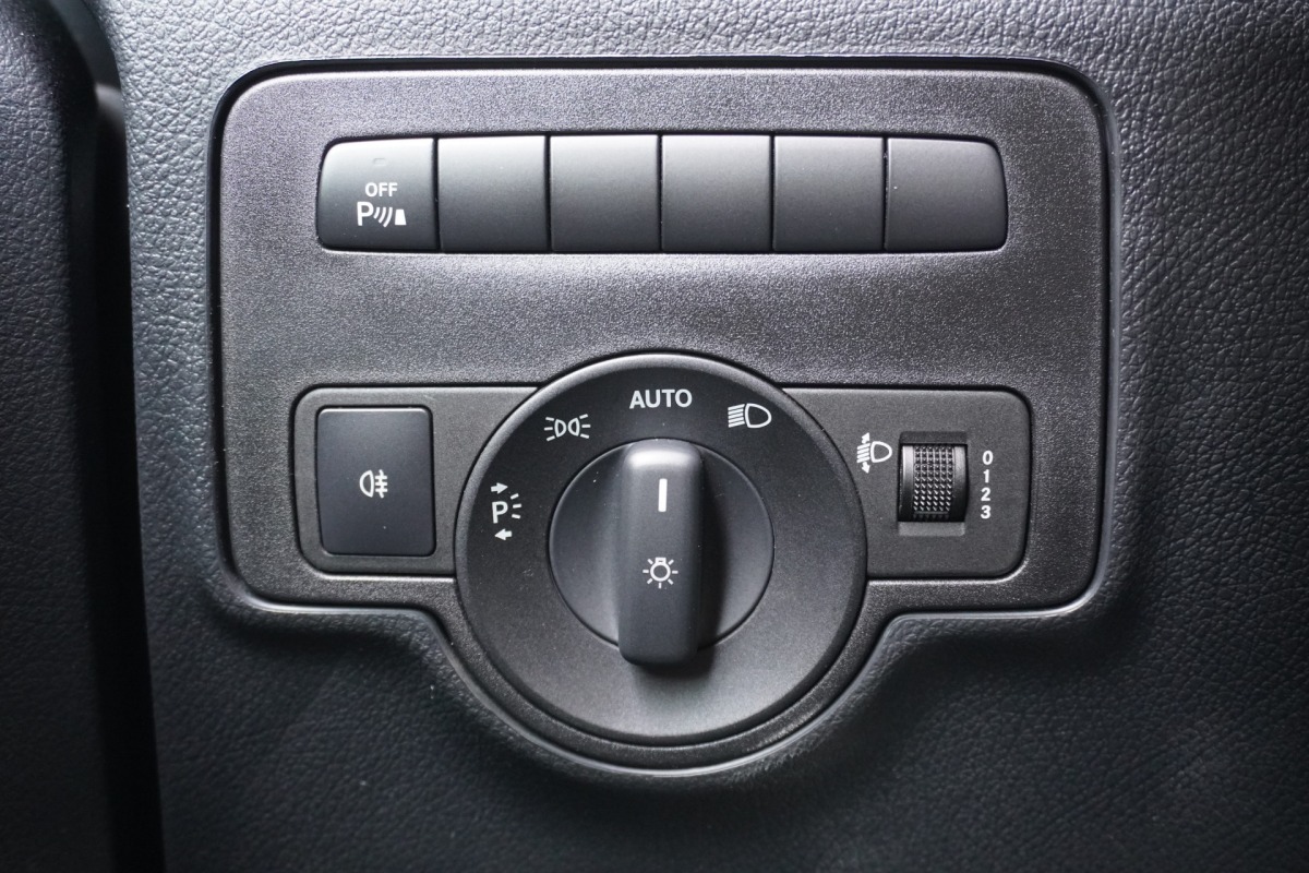 Mercedes-Benz Vito 114 CDI Lang Automaat EURO 6 - Airco - Cruise - Camera - € 19.900,- Excl. Mercedes-Benz Vito 114 CDI Lang Automaat EURO 6 - Airco - Cruise - Camera - € 19.900,- Excl.