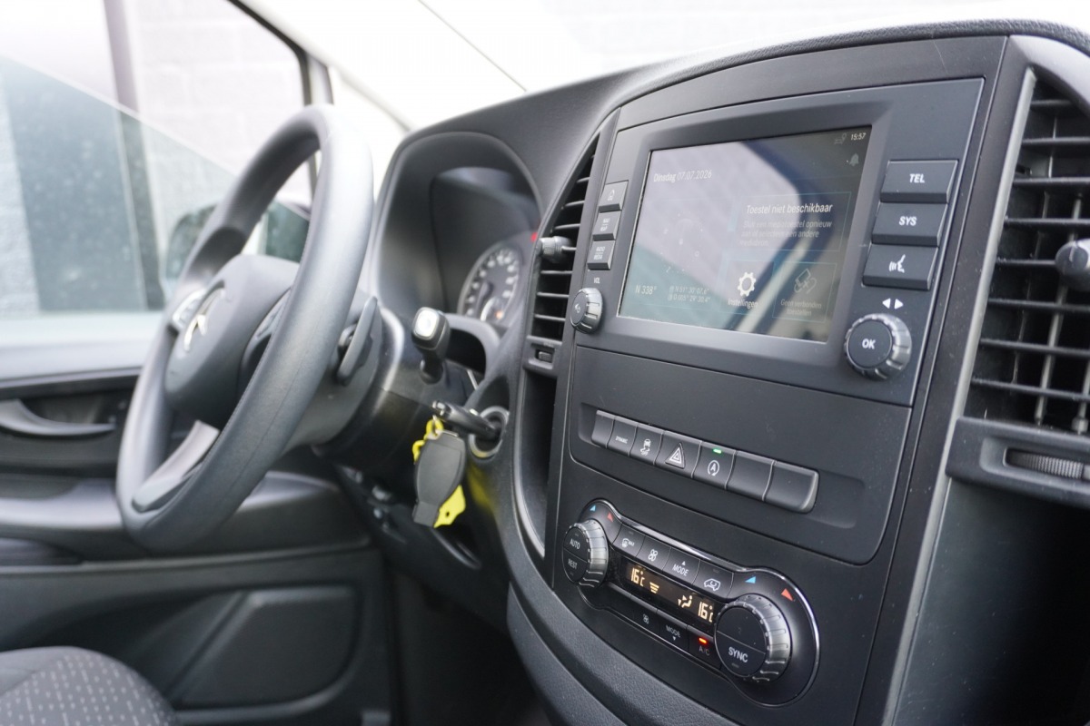 Mercedes-Benz Vito 114 CDI Lang Automaat EURO 6 - Airco - Cruise - Camera - € 19.900,- Excl. Mercedes-Benz Vito 114 CDI Lang Automaat EURO 6 - Airco - Cruise - Camera - € 19.900,- Excl.