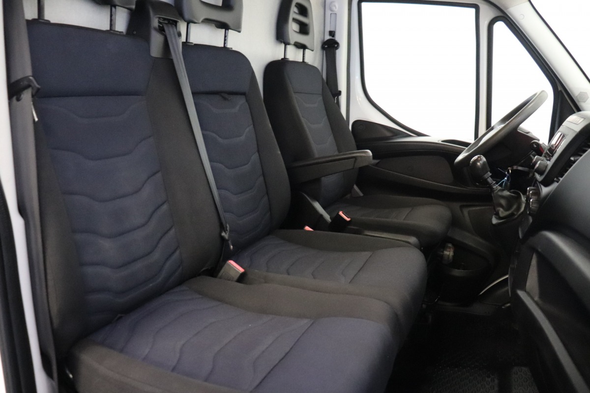 Iveco Daily 35S12V 2.3 L2H2 EURO 6 - Airco - Cruise - Camera - €13.900,- Excl.