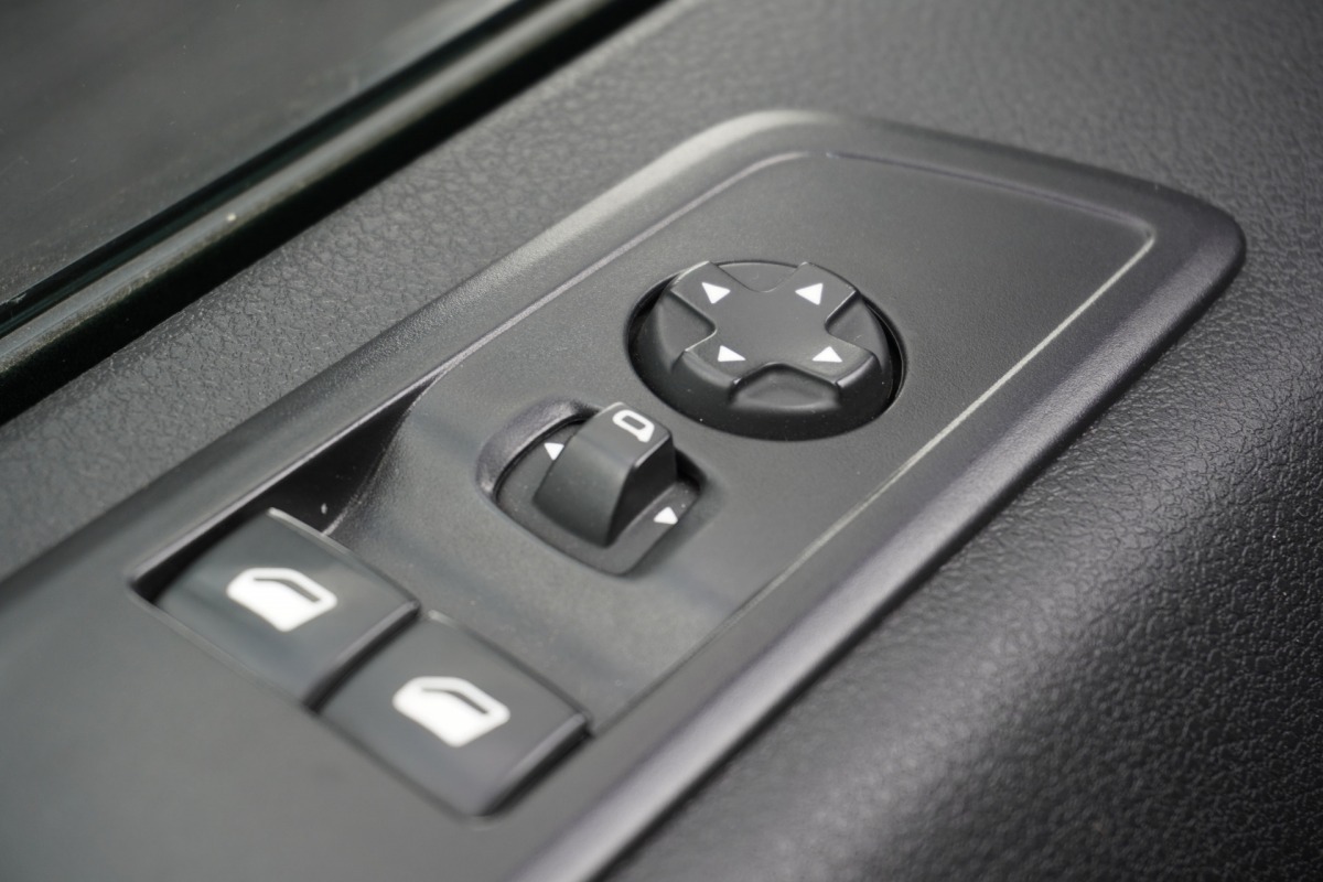 Peugeot Expert 2.0 BlueHDI 120PK Dubbel cabine EURO 6 - Airco -Navi - Cruise - €14.950,- Excl. Peugeot Expert 2.0 BlueHDI 120PK Dubbel cabine EURO 6 - Airco -Navi - Cruise - €14.950,- Excl.