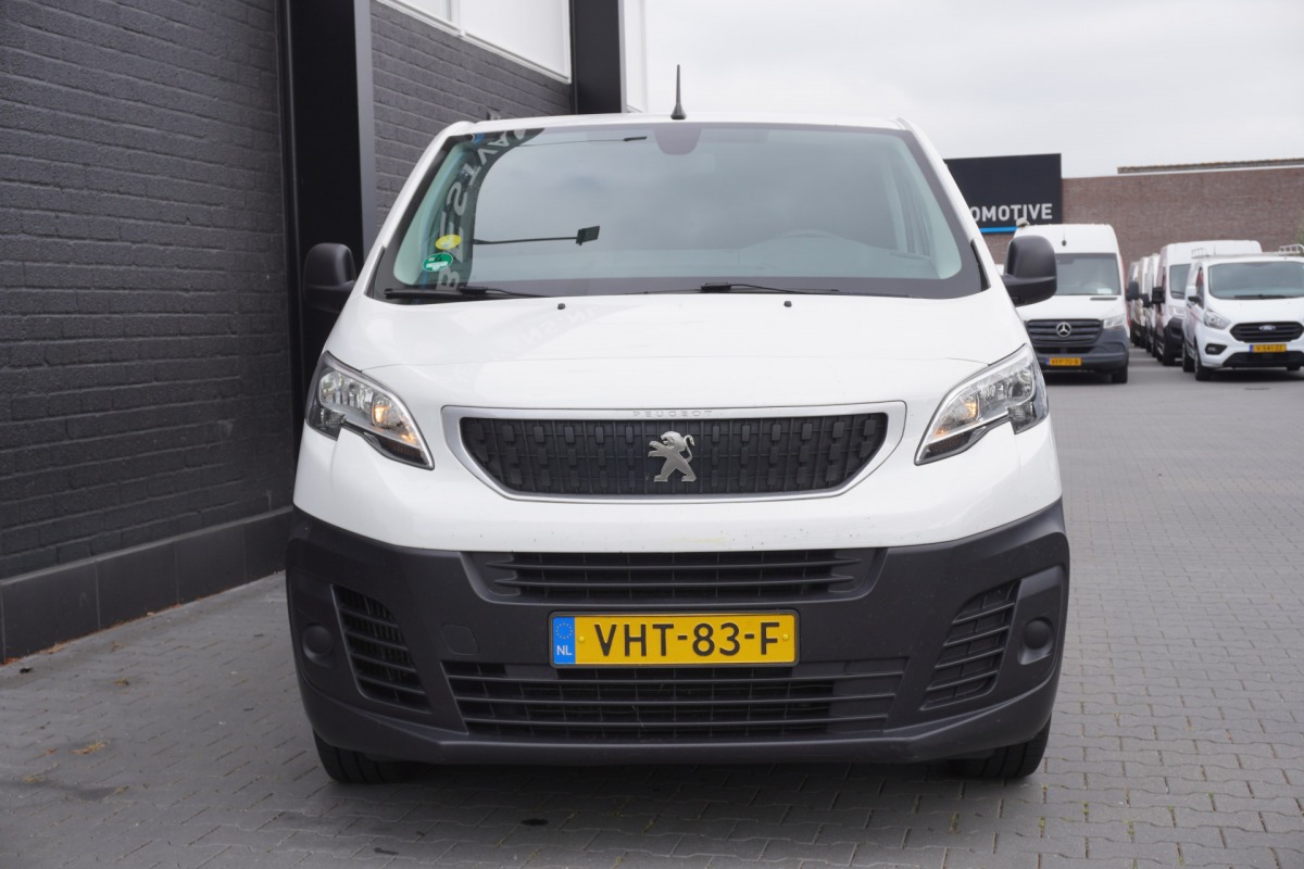 Peugeot Expert 2.0 BlueHDI 120PK Dubbel cabine EURO 6 - Airco -Navi - Cruise - €14.950,- Excl. Peugeot Expert 2.0 BlueHDI 120PK Dubbel cabine EURO 6 - Airco -Navi - Cruise - €14.950,- Excl.