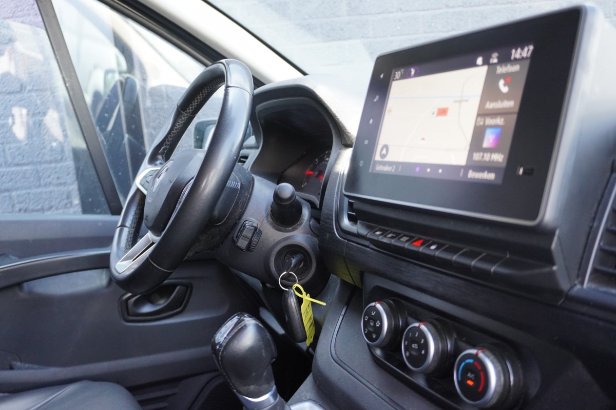 Renault Trafic 2.0 dCi 150PK Automaat L2 - EURO 6 - Airco - Navi - Cruise - €22.499,- Excl.
