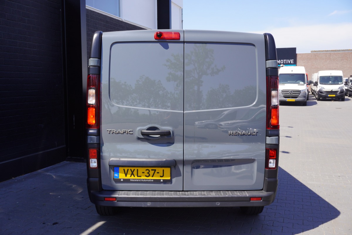 Renault Trafic 2.0 dCi 150PK Automaat L2 - EURO 6 - Airco - Navi - Cruise - €22.499,- Excl.
