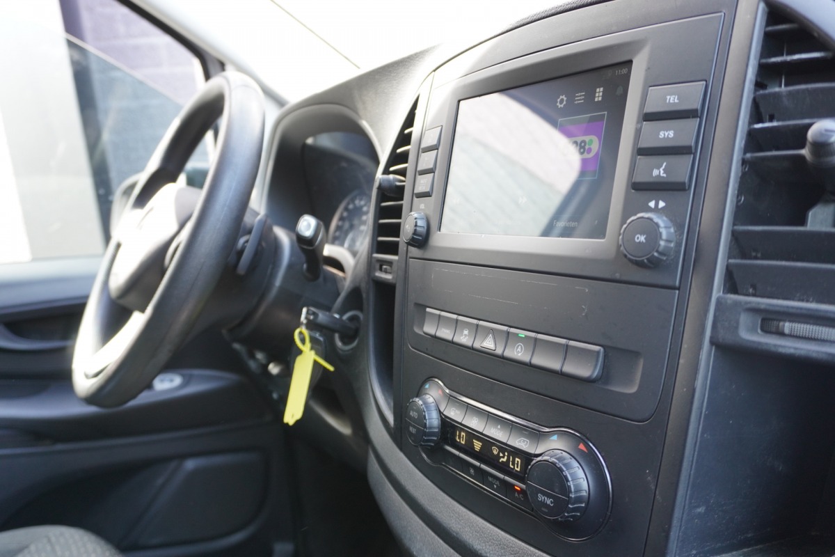 Mercedes-Benz Vito 114 CDI Lang Automaat - EURO 6 - AC/Climate - Navi - Cruise - €15.950,- Excl. Mercedes-Benz Vito 114 CDI Lang Automaat - EURO 6 - AC/Climate - Navi - Cruise - €15.950,- Excl.