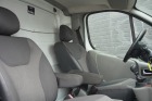 Renault Trafic 2.0 dCi T29 | Airco | Trekhaken | €2.950,- Ex. BTW Renault Trafic 2.0 dCi T29 | Airco | Trekhaken | €2.950,- Ex. BTW