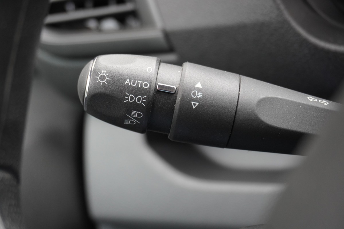 Peugeot Expert 2.0 BlueHDI 122PK Dubbele Cabine EURO 6 - Airco - Navi - Cruise - €16.950,- Excl. Peugeot Expert 2.0 BlueHDI 122PK Dubbele Cabine EURO 6 - Airco - Navi - Cruise - €16.950,- Excl.