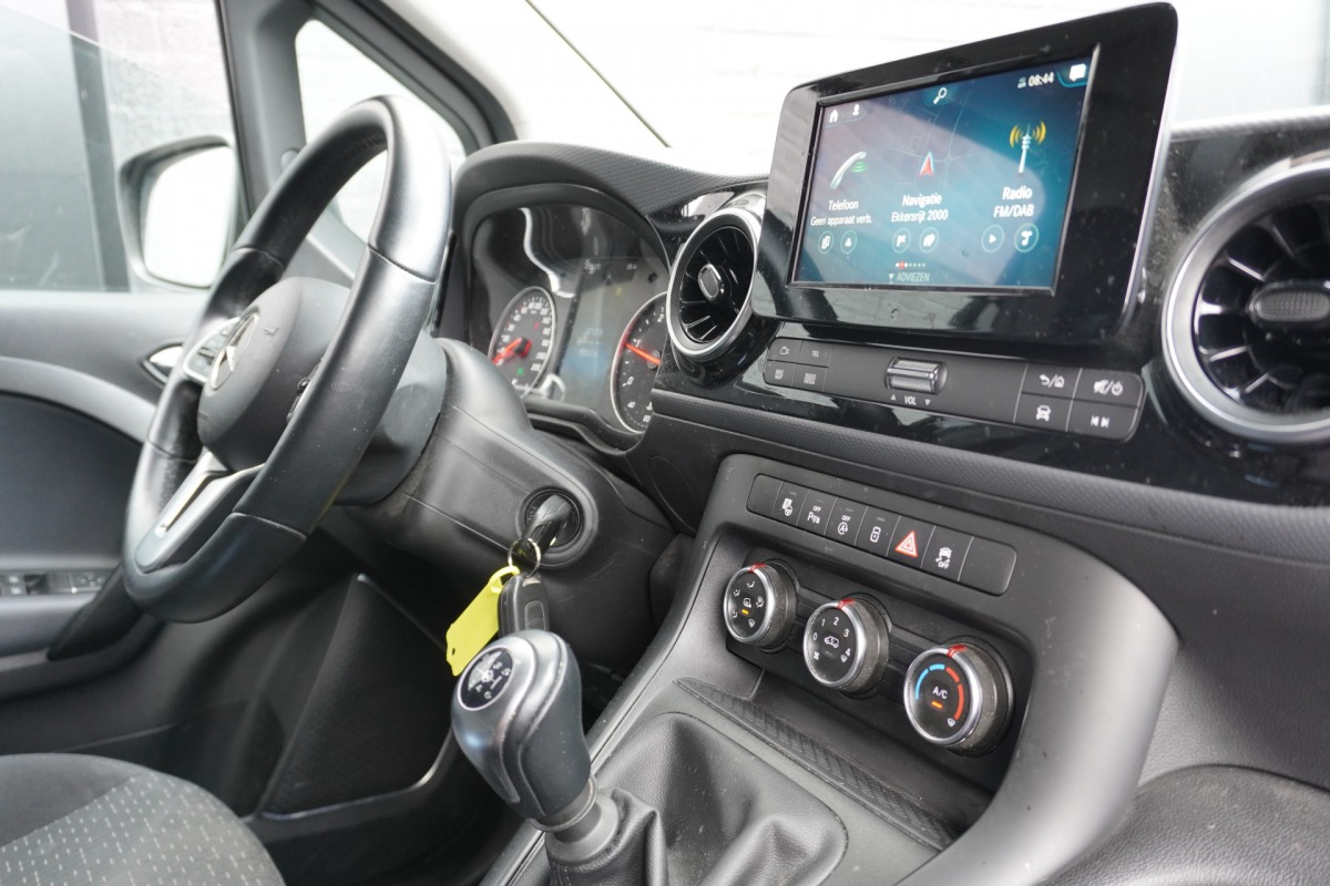 Mercedes-Benz Citan 110 CDI EURO 6 - Airco - Navi - Cruise - €13.950,- Excl. Mercedes-Benz Citan 110 CDI EURO 6 - Airco - Navi - Cruise - €13.950,- Excl.