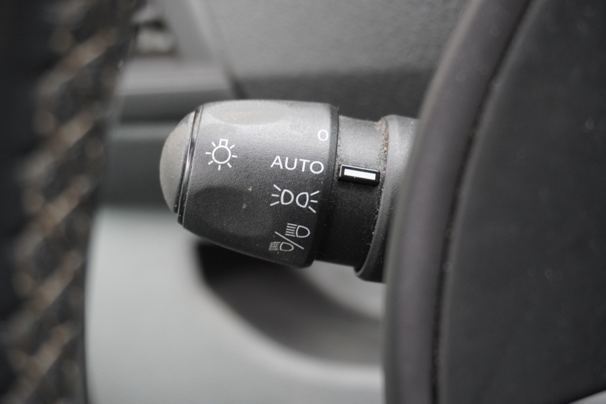 Peugeot Expert 2.0 BlueHDI 145PK Automaat EURO 6 - Airco - Cruise - Camera - €16.900,- Excl.