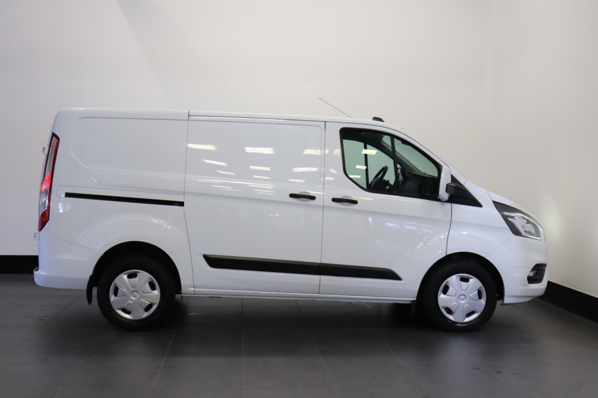 Ford Transit Custom 2.0 TDCI 130PK Automaat - EURO 6 - Airco - Cruise - PDC - €14.900,- Excl.