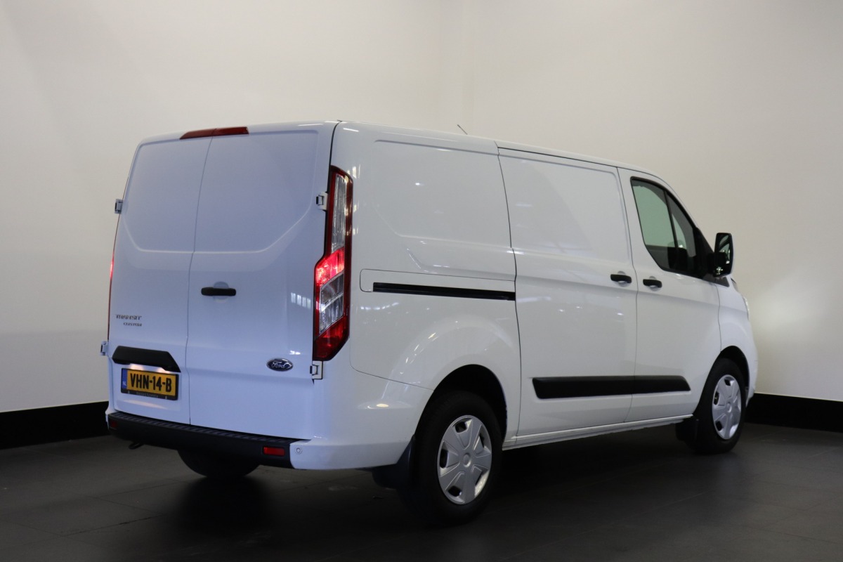 Ford Transit Custom 2.0 TDCI 130PK Automaat - EURO 6 - Airco - Cruise - PDC - €14.900,- Excl.
