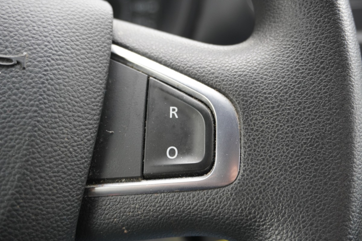 Renault Master 2.3 dCi 150PK L2H2 - EURO 6 - Airco - Cruise - PDC - €13.950,- Excl.
