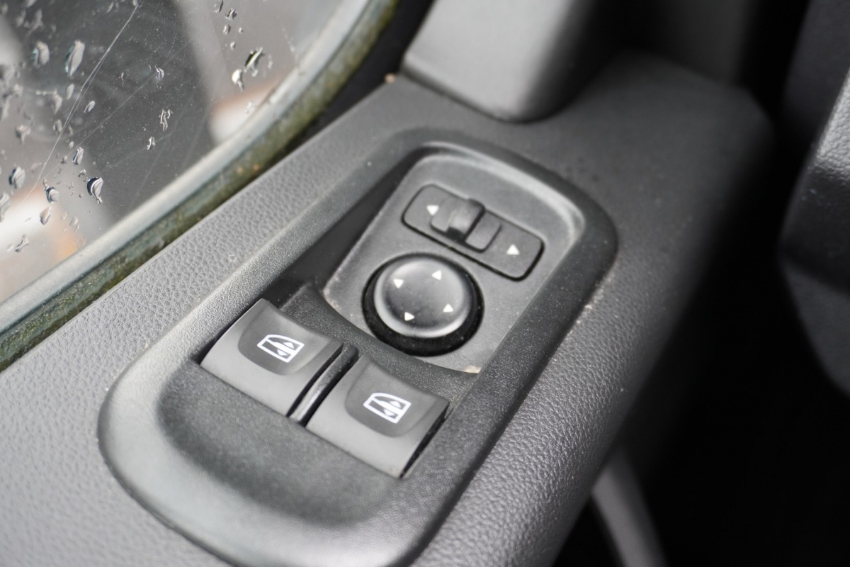 Renault Master 2.3 dCi 150PK L2H2 - EURO 6 - Airco - Cruise - PDC - €13.950,- Excl.