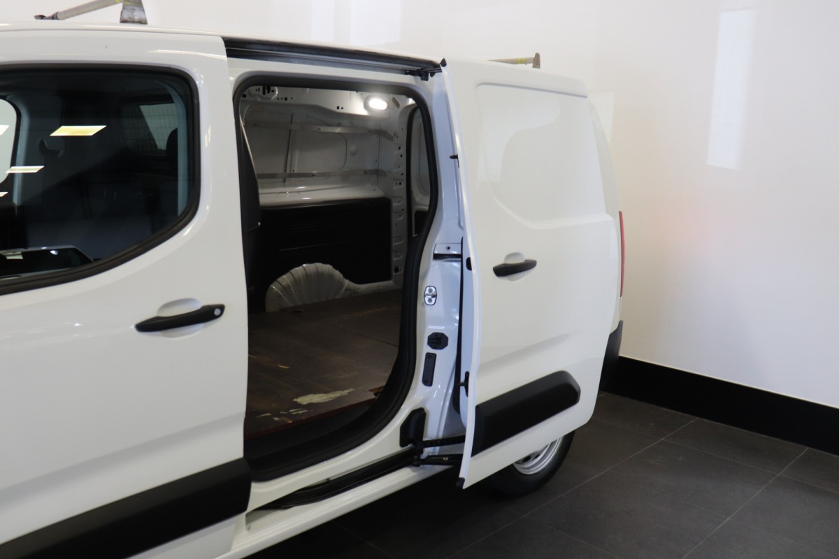 Peugeot Partner 1.5 BlueHDI L2 EURO 6 - Airco - Navi - Cruise - Dubbele Schuifdeur- € 10.950,- excl.