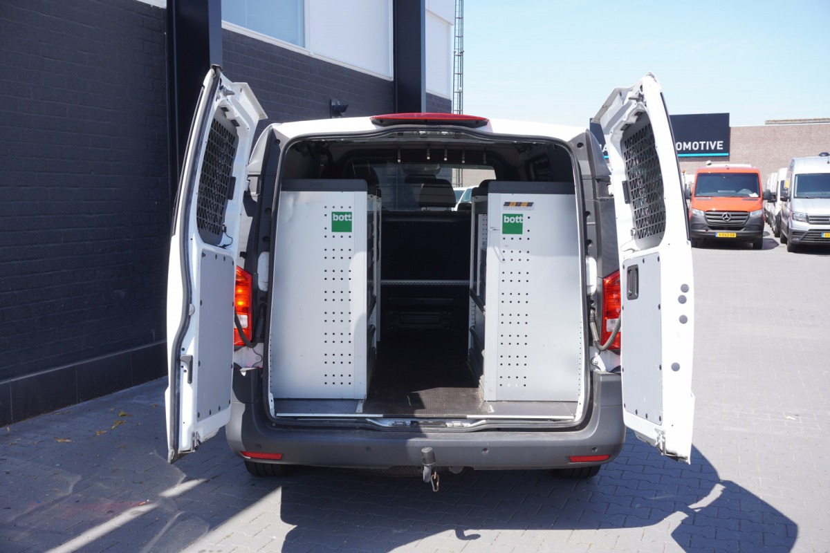 Mercedes-Benz Vito 116 CDI Lang Automaat EURO 6 - A/C Climate - Cruise - Camera - €19.950,- Excl.