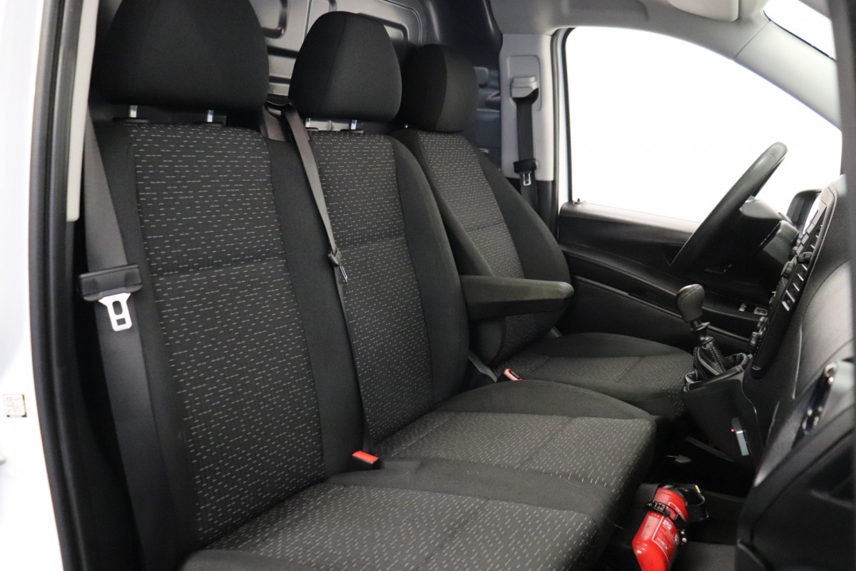 Mercedes-Benz Vito 110 CDI Lang - EURO 6 - Airco - Camera - €14.900,- Excl. Mercedes-Benz Vito 110 CDI Lang - EURO 6 - Airco - Camera - €14.900,- Excl.