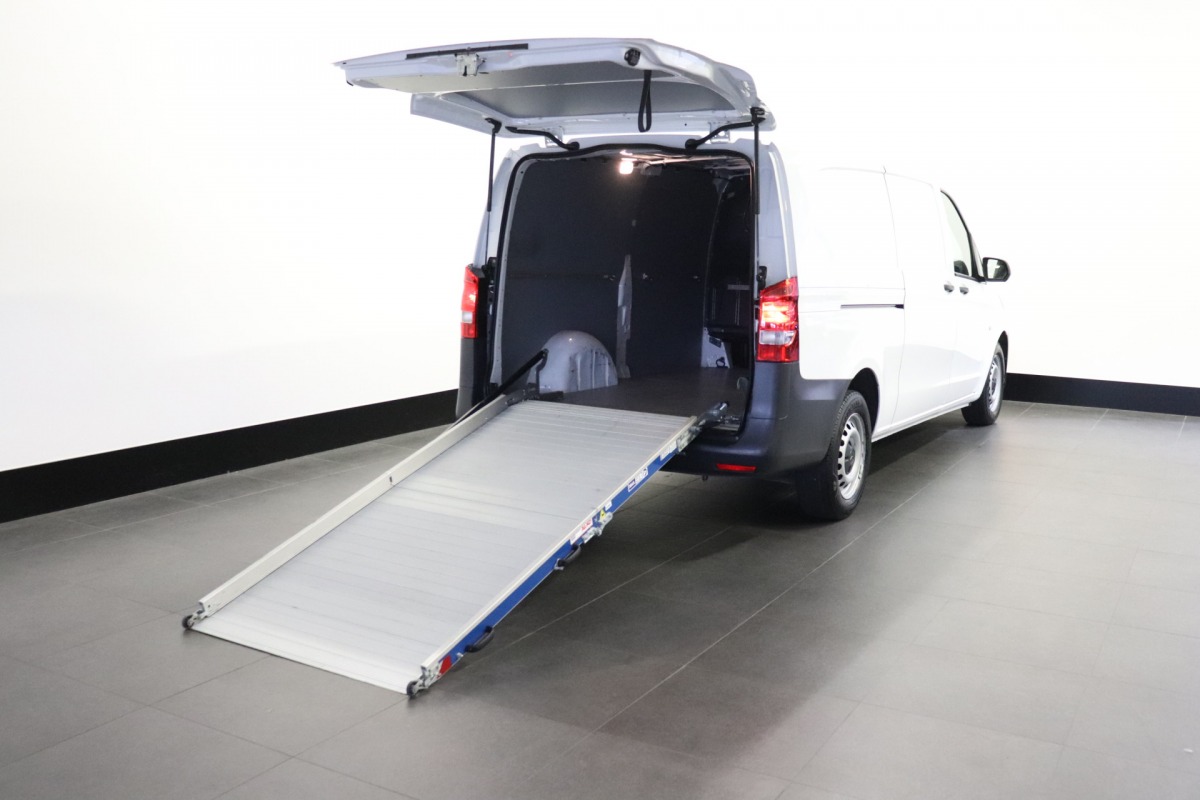 Mercedes-Benz Vito 110 CDI Lang - EURO 6 - Airco - Camera - €14.900,- Excl. Mercedes-Benz Vito 110 CDI Lang - EURO 6 - Airco - Camera - €14.900,- Excl.