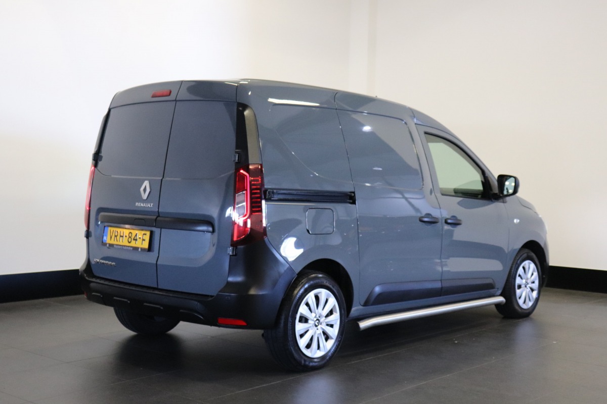 Renault Express 1.5 dCi EURO 6 - Airco - Navi - Cruise - €11.950,- Excl. Renault Express 1.5 dCi EURO 6 - Airco - Navi - Cruise - €11.950,- Excl.