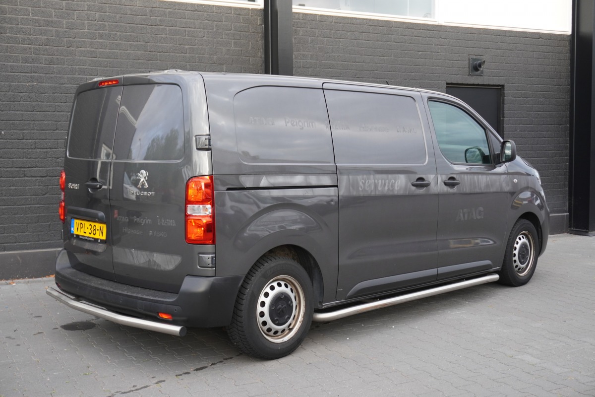 Peugeot Expert 2.0 BlueHDI L2 145PK AUTOMAAT EURO 6 - Airco - PDC - Camera - €15.900,- Excl. Peugeot Expert 2.0 BlueHDI L2 145PK AUTOMAAT EURO 6 - Airco - PDC - Camera - €15.900,- Excl.