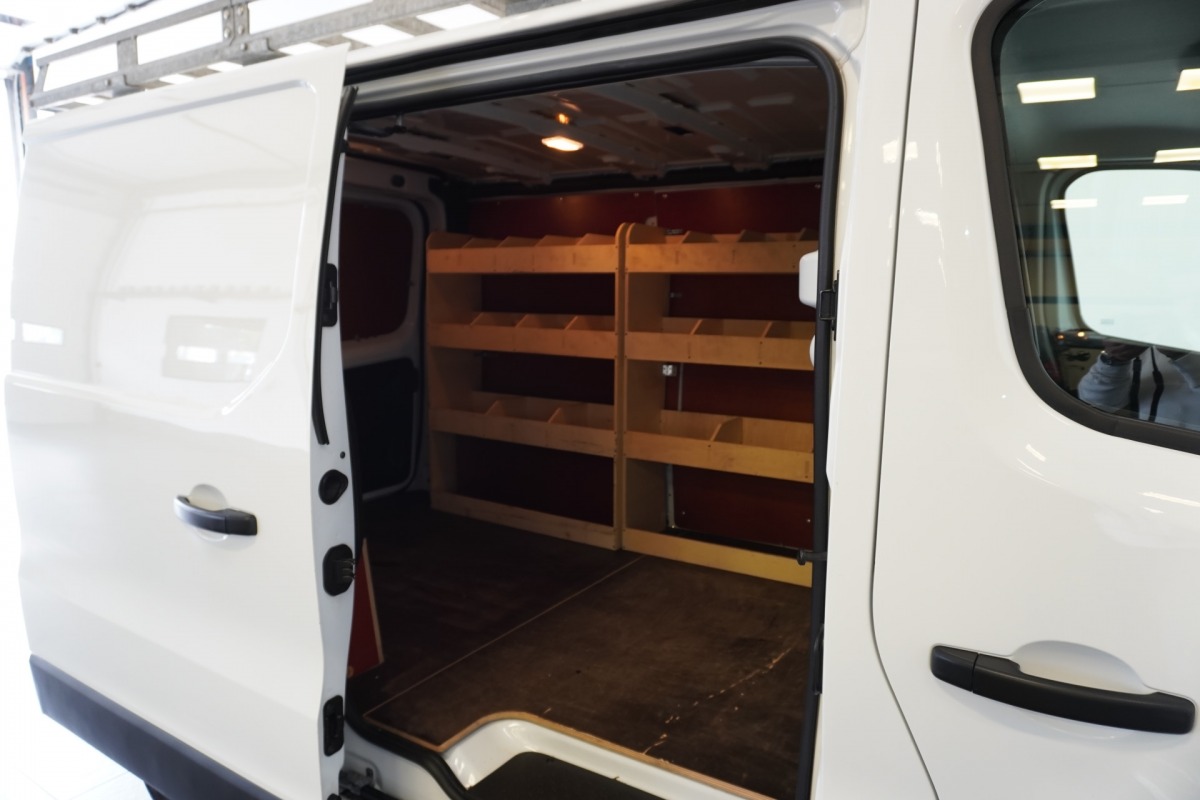 Renault Trafic 2.0 dCi 130PK EURO 6 - Airco - Navi - Cruise - €16.900,- Excl.