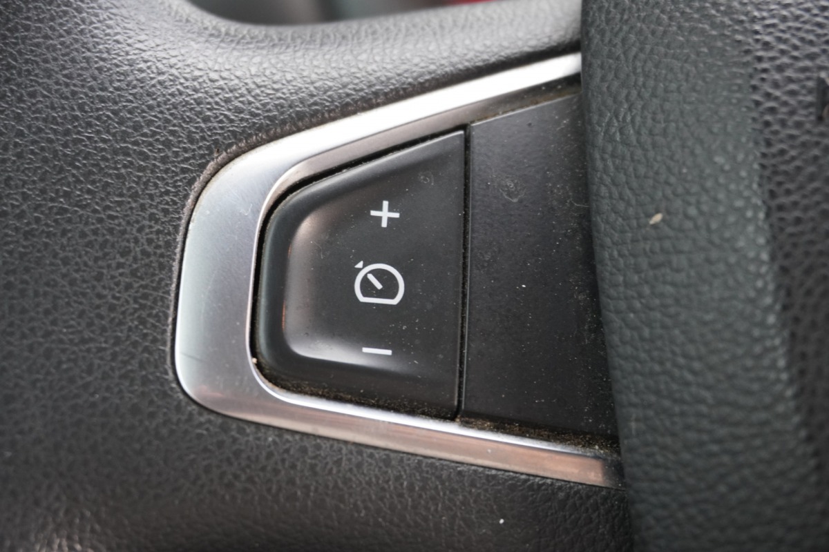 Renault Master 2.3 dCi 150PK L2H2 EURO 6 - Airco - Navi - Cruise - €14.950,- Excl.