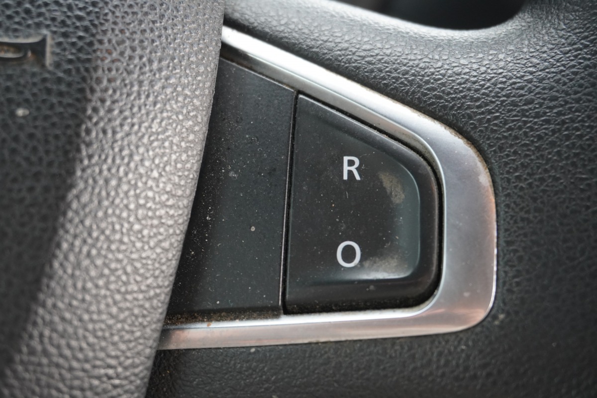 Renault Master 2.3 dCi 150PK L2H2 EURO 6 - Airco - Navi - Cruise - €14.950,- Excl.