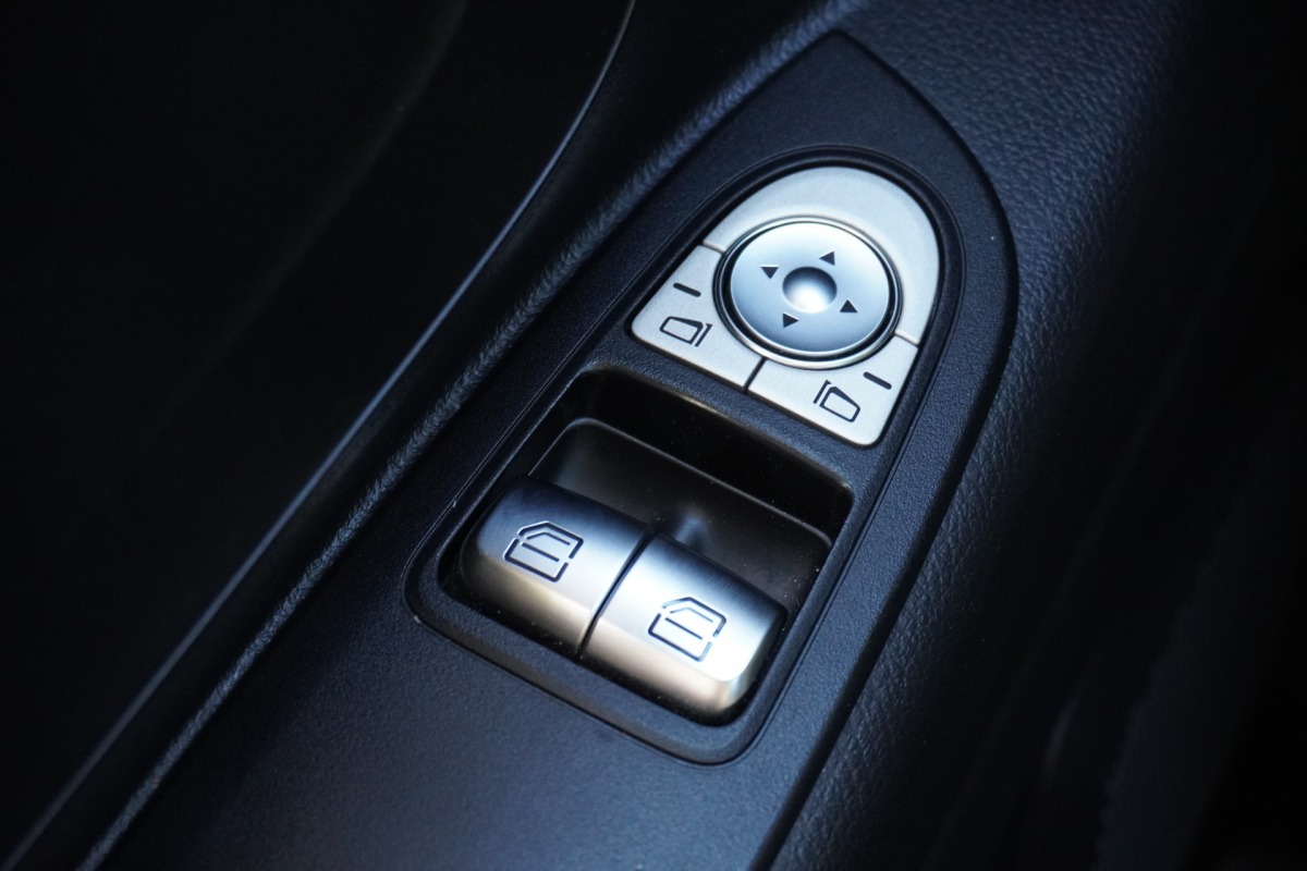 Mercedes-Benz Vito 110 CDI XL EURO 6 - Airco - Camera - €14.499,- Excl. Mercedes-Benz Vito 110 CDI XL EURO 6 - Airco - Camera - €14.499,- Excl.