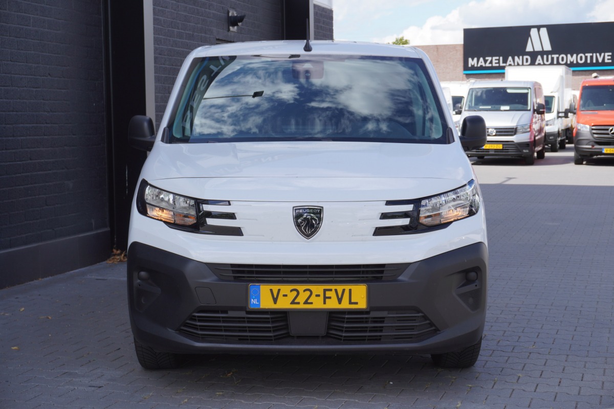 Peugeot Partner 1.5 BlueHDi 102PK L2 EURO 6 - Airco - Cruise - Camera - €16.950,- Excl. Peugeot Partner 1.5 BlueHDi 102PK L2 EURO 6 - Airco - Cruise - Camera - €16.950,- Excl.