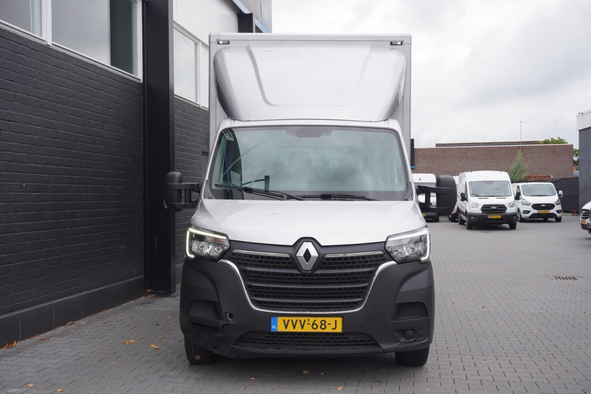 Renault Master 2.3 dCi 145PK L3 Bakwagen EURO 6 - Airco - Navi - Cruise - €23.950,- Excl. Renault Master 2.3 dCi 145PK L3 Bakwagen EURO 6 - Airco - Navi - Cruise - €23.950,- Excl.