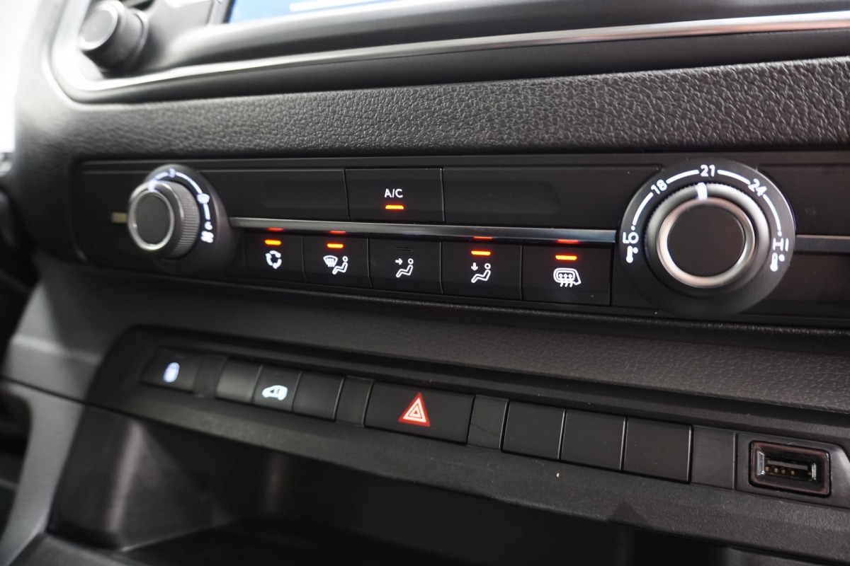 Opel Vivaro 1.5 CDTI L3 EURO 6 - Airco - Navi - Cruise - €12.950,- Excl. Opel Vivaro 1.5 CDTI L3 EURO 6 - Airco - Navi - Cruise - €12.950,- Excl.