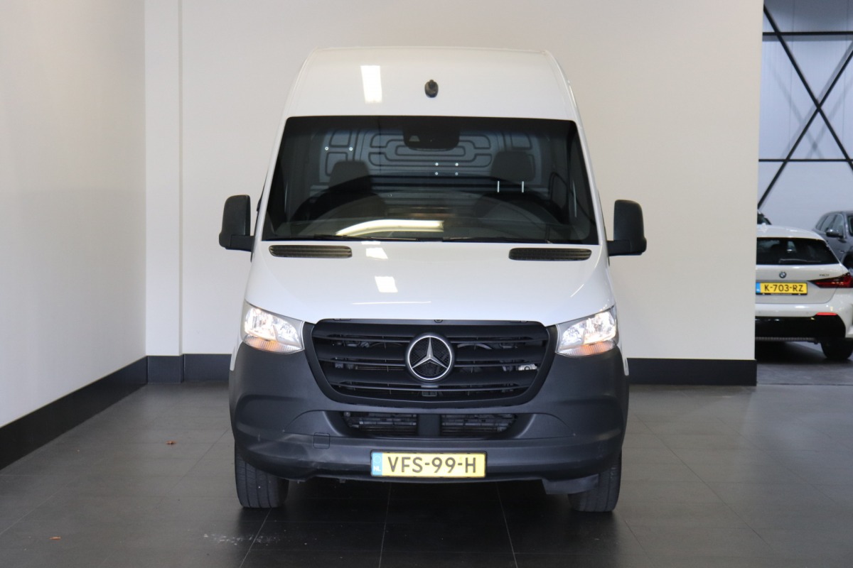 Mercedes-Benz Sprinter 311 2.2 CDI L2H2 EURO 6 - A/C Climate - Camera - €16.900,- Excl. Mercedes-Benz Sprinter 311 2.2 CDI L2H2 EURO 6 - A/C Climate - Camera - €16.900,- Excl.