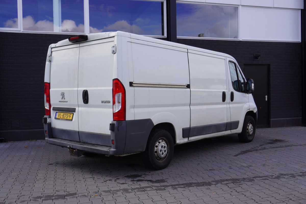 Peugeot Boxer 2.2 HDI 130PK L2H1 - Airco - Cruise - Camera - € 4.950,- Excl. Peugeot Boxer 2.2 HDI 130PK L2H1 - Airco - Cruise - Camera - € 4.950,- Excl.