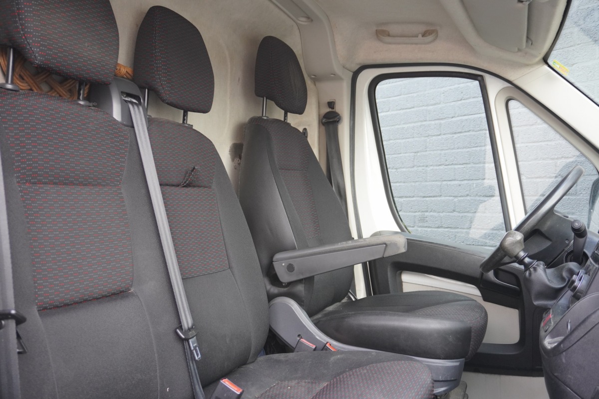 Peugeot Boxer 2.2 HDI 130PK L2H1 - Airco - Cruise - Camera - € 4.950,- Excl. Peugeot Boxer 2.2 HDI 130PK L2H1 - Airco - Cruise - Camera - € 4.950,- Excl.