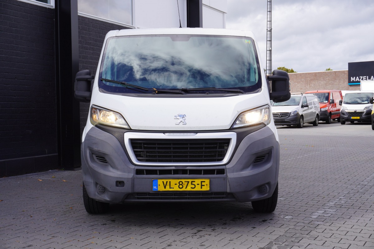 Peugeot Boxer 2.2 HDI 130PK L2H1 - Airco - Cruise - Camera - € 4.950,- Excl. Peugeot Boxer 2.2 HDI 130PK L2H1 - Airco - Cruise - Camera - € 4.950,- Excl.