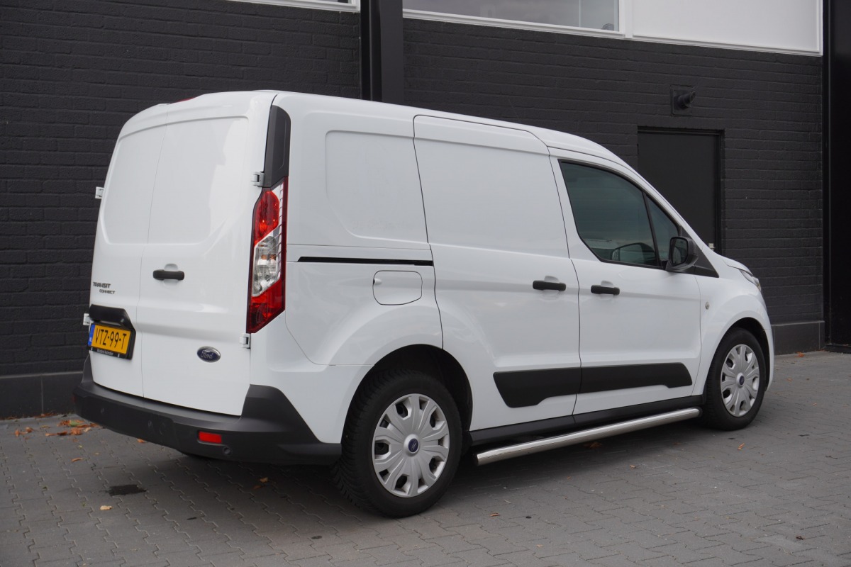 Ford Transit Connect 1.5 EcoBlue 100PK EURO 6 - Airco - Navi - Cruise - €12.950,- Excl. Ford Transit Connect 1.5 EcoBlue 100PK EURO 6 - Airco - Navi - Cruise - €12.950,- Excl.