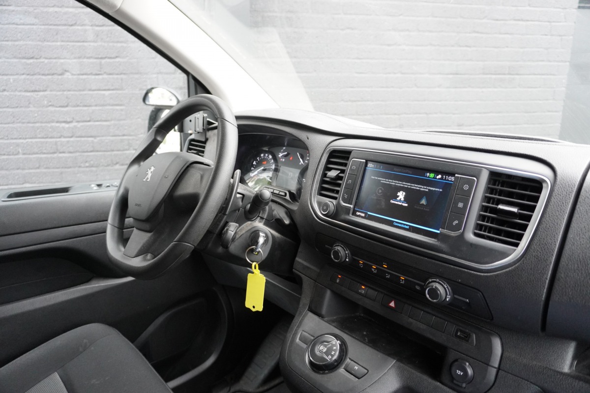 Peugeot Expert 2.0 BlueHDI 180PK Automaat L2 EURO 6 - Airco - Navi - Cruise - €15.950,- Excl. Peugeot Expert 2.0 BlueHDI 180PK Automaat L2 EURO 6 - Airco - Navi - Cruise - €15.950,- Excl.
