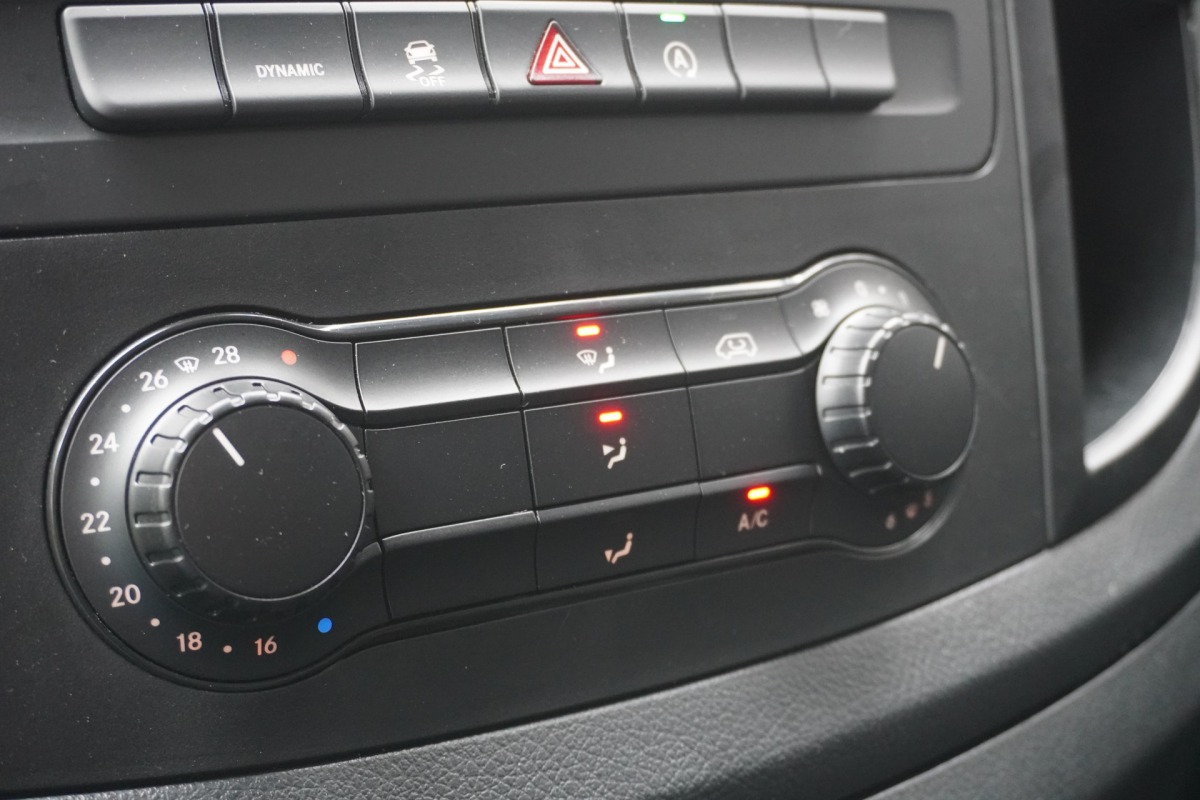 Mercedes-Benz Vito 114 CDI Extra Lang Automaat EURO 6 - Airco - Navi - Cruise - €18.900,- Excl.