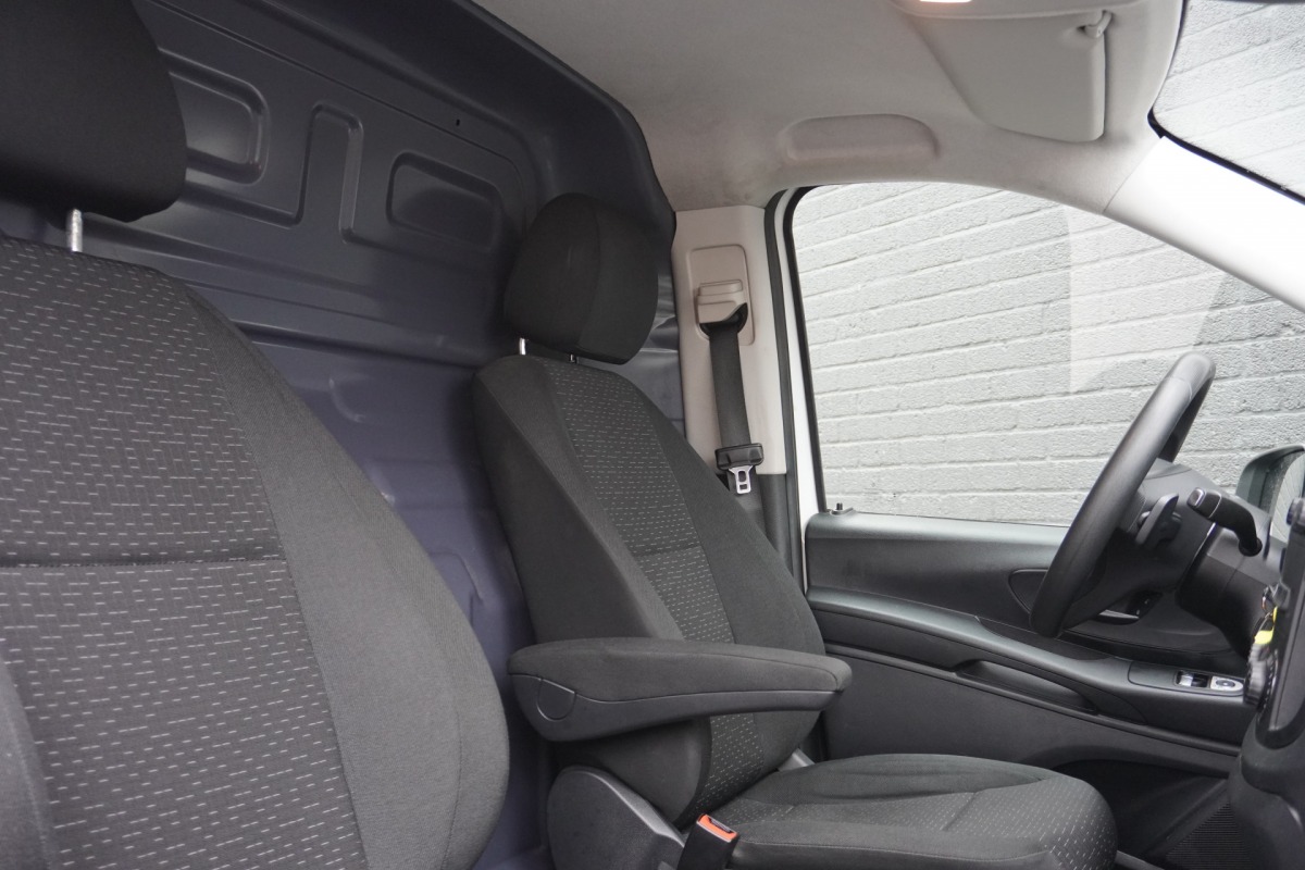 Mercedes-Benz Vito 114 CDI Extra Lang Automaat EURO 6 - Airco - Navi - Cruise - €18.900,- Excl.