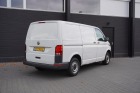 Volkswagen Transporter 2.0 TDI 150PK EURO 6 - Airco - Navi - Cruise - €14.900,- Excl. Volkswagen Transporter 2.0 TDI 150PK EURO 6 - Airco - Navi - Cruise - €14.900,- Excl.
