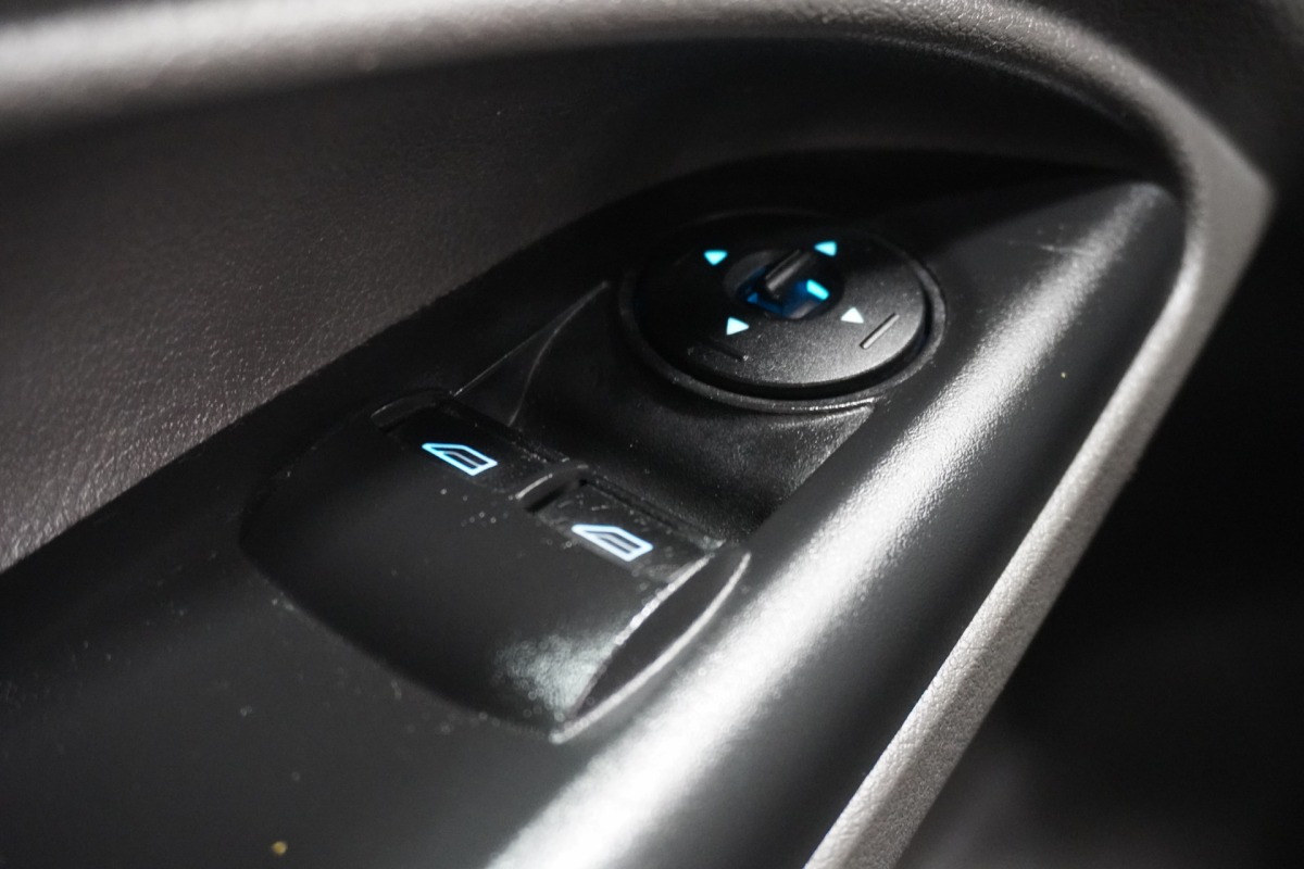 Ford Transit Connect 1.5 EcoBlue L2 2x Schuifdeur 100PK EURO 6 - Airco - Navi - Cruise - €11.900,- Excl. Ford Transit Connect 1.5 EcoBlue L2 2x Schuifdeur 100PK EURO 6 - Airco - Navi - Cruise - €11.900,- Excl.