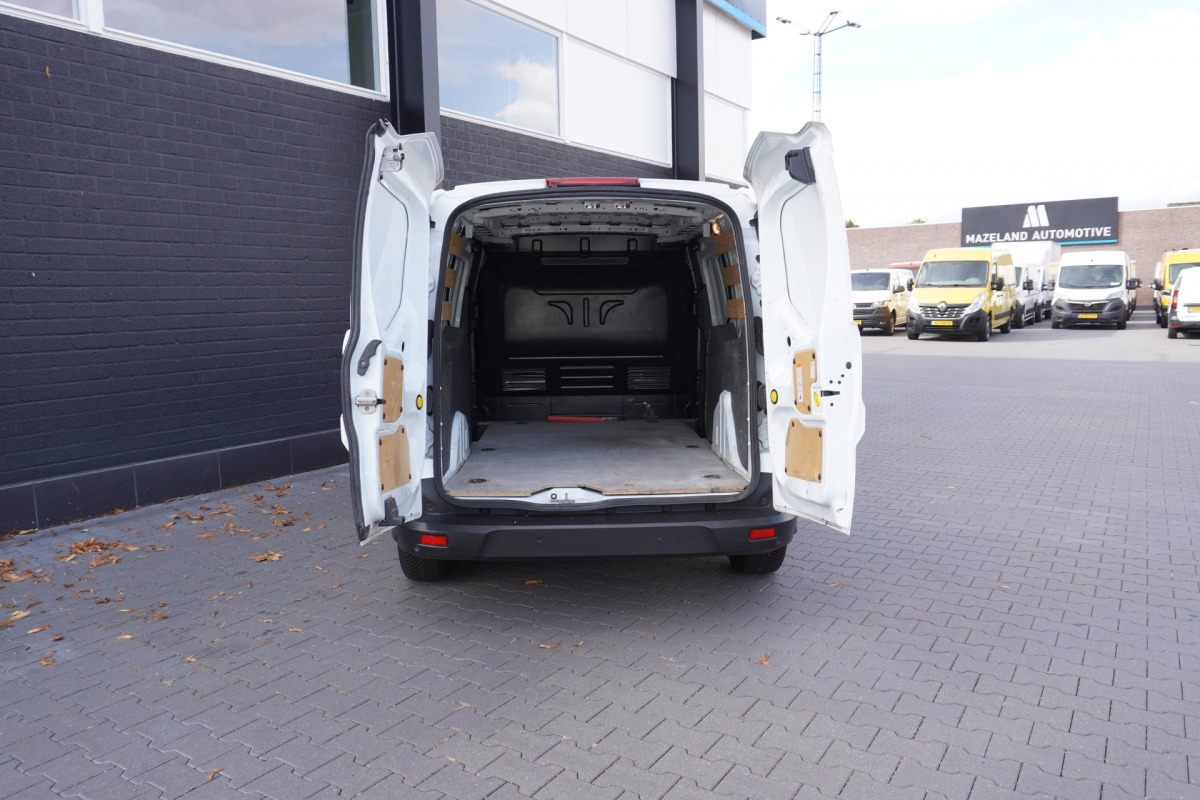 Ford Transit Connect 1.5 EcoBlue L2 2x Schuifdeur 100PK EURO 6 - Airco - Navi - Camera - €12.900,- Excl. Ford Transit Connect 1.5 EcoBlue L2 2x Schuifdeur 100PK EURO 6 - Airco - Navi - Camera - €12.900,- Excl.